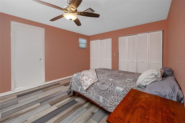 8279 29TH AVENUE N, St Petersburg, FL 33710