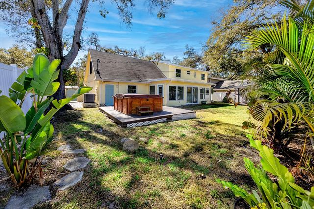 8279 29TH AVENUE N, St Petersburg, FL 33710