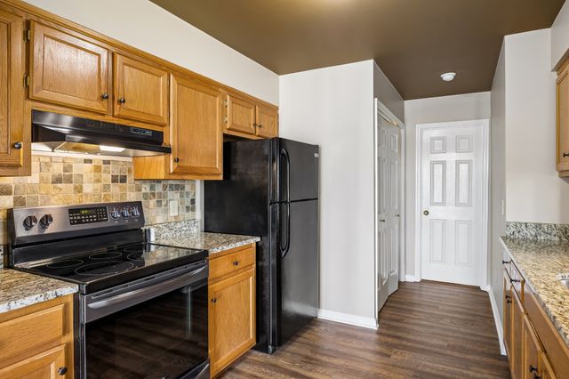 470 S Main St Unit 107, Ashland City, TN 37015