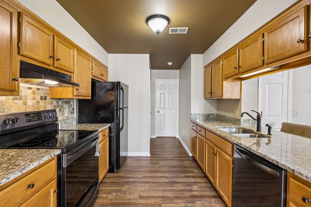 470 S Main St Unit 107, Ashland City, TN 37015