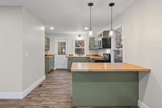 715 McGraw St, Clarksville, TN 37040