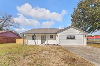 10027 Valley Sun Drive, Houston, TX 77078