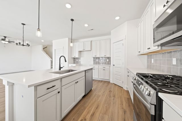 404 Old Springs Ln, Gallatin, TN 37066