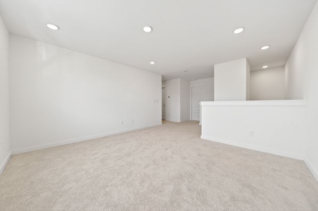 404 Old Springs Ln, Gallatin, TN 37066