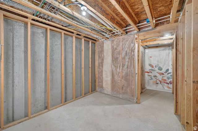 295 W SPRUCE WAY, Santaquin, UT 84655