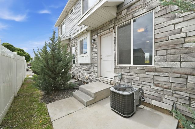 295 W SPRUCE WAY, Santaquin, UT 84655