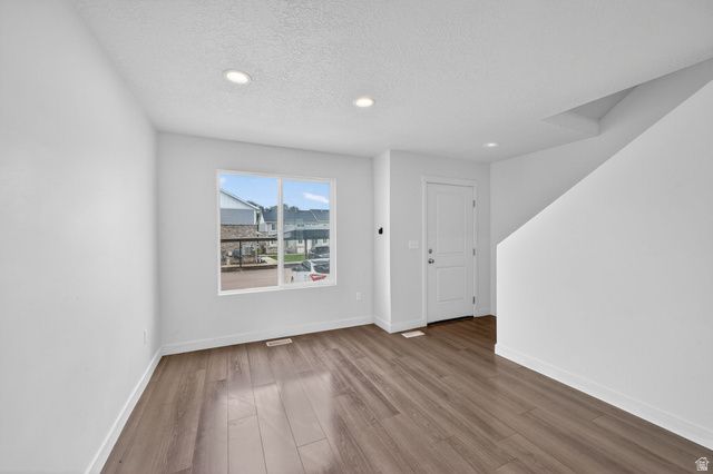 295 W SPRUCE WAY, Santaquin, UT 84655