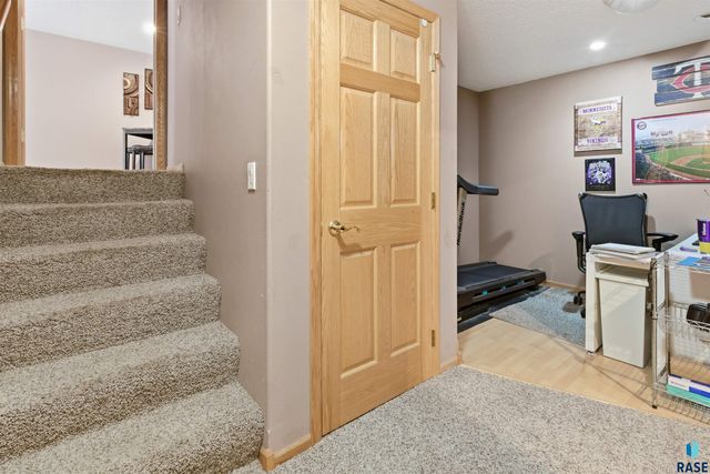 3508 S Judy Ave Avenue, Sioux Falls, SD 57103