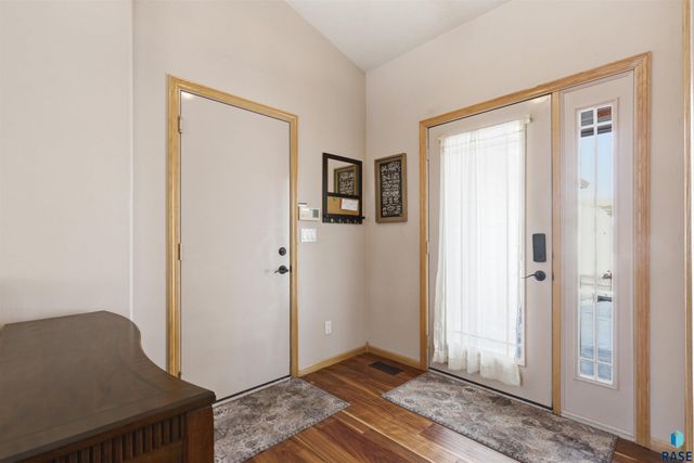 3508 S Judy Ave Avenue, Sioux Falls, SD 57103