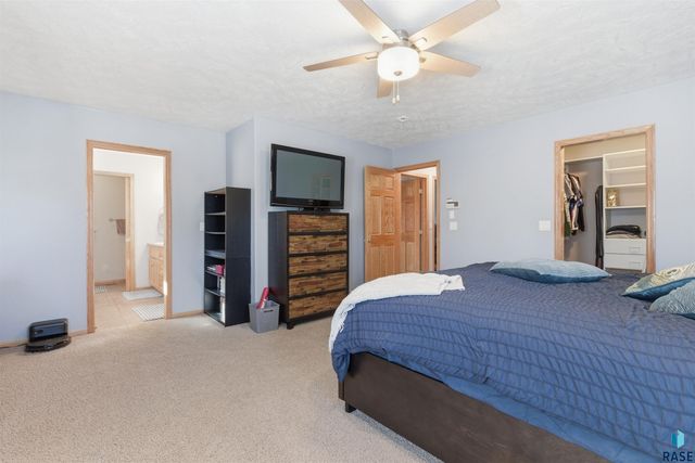 3508 S Judy Ave Avenue, Sioux Falls, SD 57103