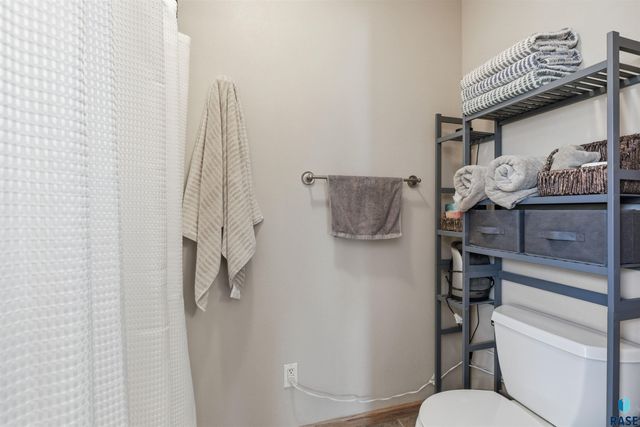 3508 S Judy Ave Avenue, Sioux Falls, SD 57103