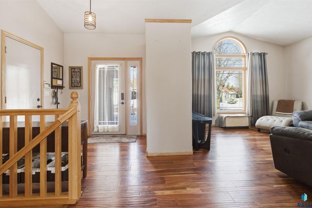 3508 S Judy Ave Avenue, Sioux Falls, SD 57103