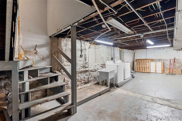 4540 Morganford Road, St Louis, MO 63116