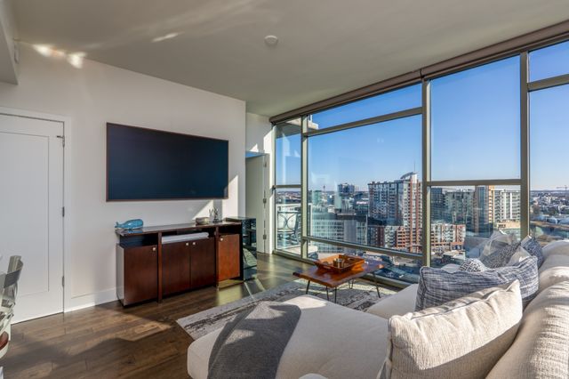 1212 Laurel St Apt 1713, Nashville, TN 37203