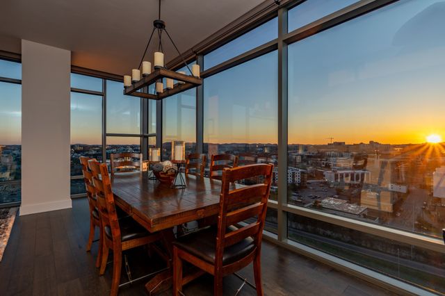 1212 Laurel St Apt 1713, Nashville, TN 37203