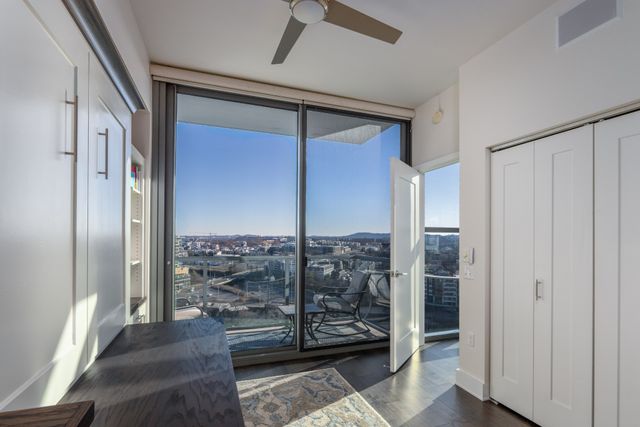 1212 Laurel St Apt 1713, Nashville, TN 37203