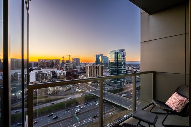 1212 Laurel St Apt 1713, Nashville, TN 37203