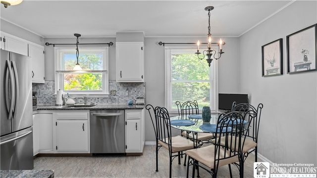 1317 Cambridge Avenue, North Tonawanda, NY 14120