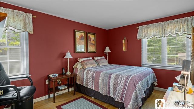 1317 Cambridge Avenue, North Tonawanda, NY 14120