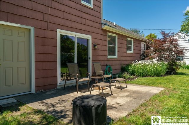 1317 Cambridge Avenue, North Tonawanda, NY 14120