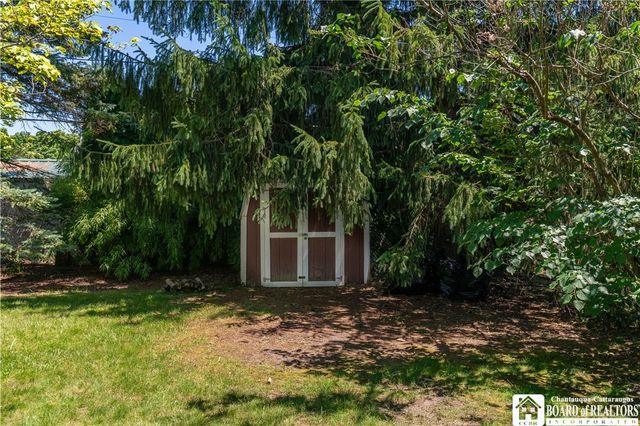 1317 Cambridge Avenue, North Tonawanda, NY 14120