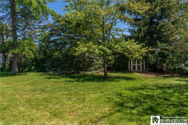 1317 Cambridge Avenue, North Tonawanda, NY 14120