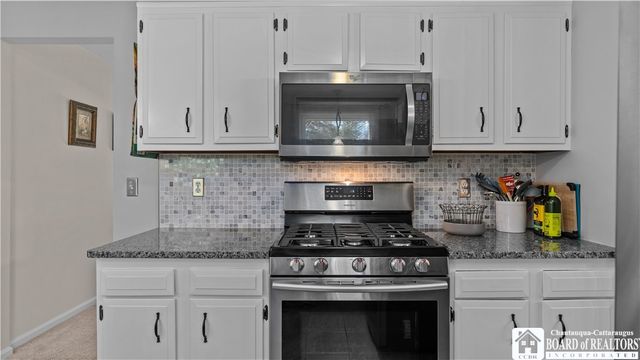 1317 Cambridge Avenue, North Tonawanda, NY 14120