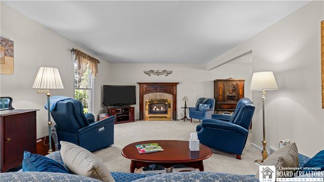 1317 Cambridge Avenue, North Tonawanda, NY 14120