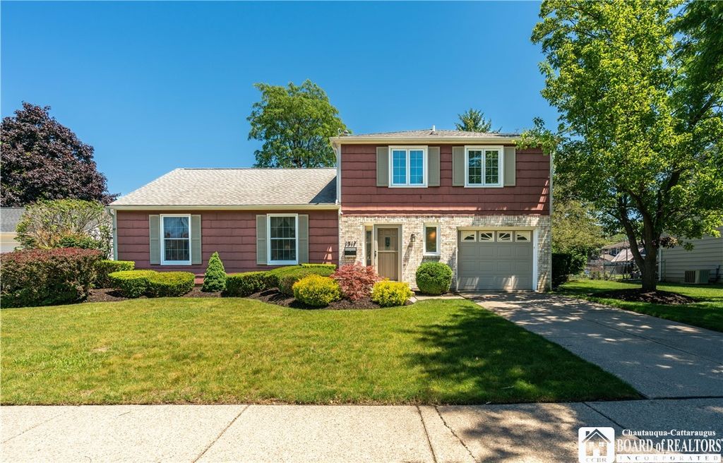 1317 Cambridge Avenue, North Tonawanda, NY 14120