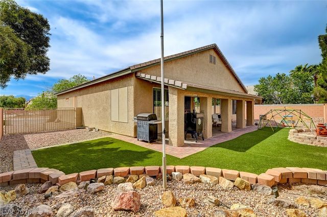 7030 Painted Paradise Street, Las Vegas, NV 89131