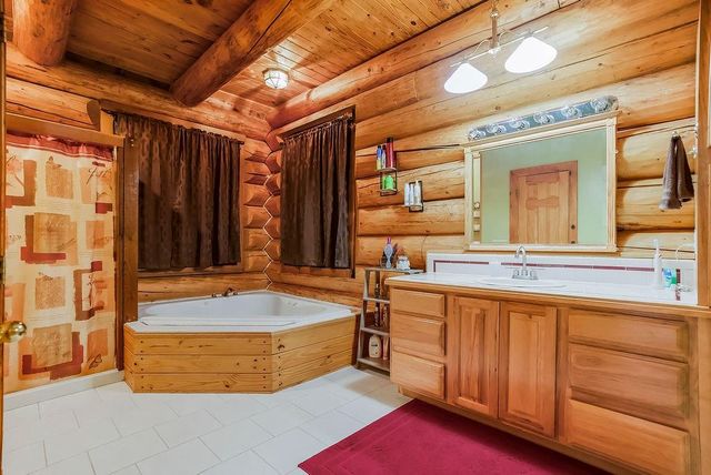 24441 Querry Road, Lacygne, KS 66040