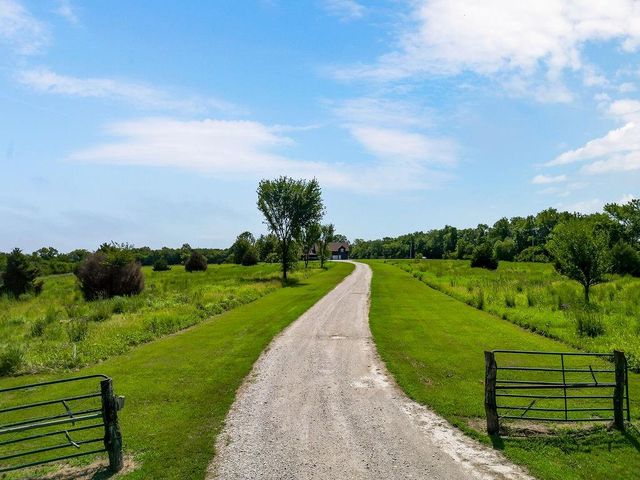 24441 Querry Road, Lacygne, KS 66040