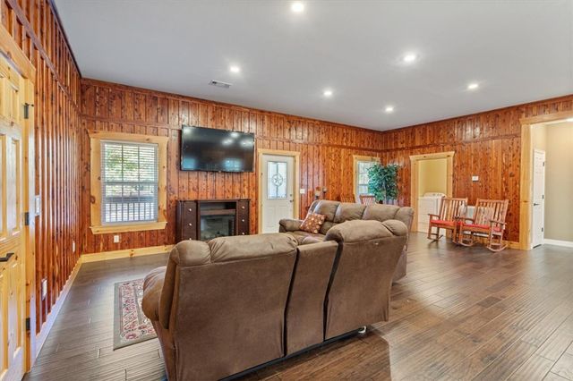 5176 CR 5099, Pettigrew, AR 72752