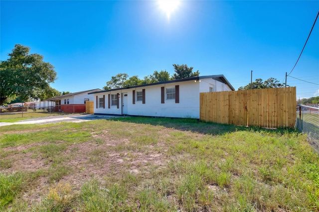 8204 ALLAMANDA AVENUE, Tampa, FL 33619