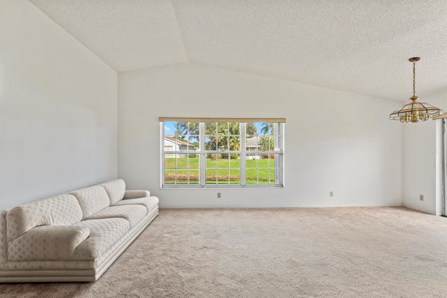 1261 Pine Sage Circle, West Palm Beach, FL 33409