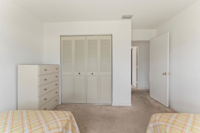 1261 Pine Sage Circle, West Palm Beach, FL 33409