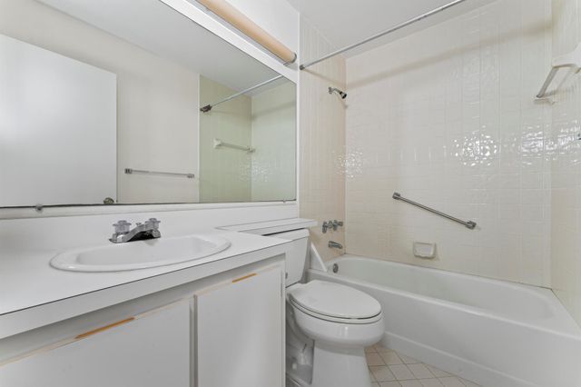 1261 Pine Sage Circle, West Palm Beach, FL 33409