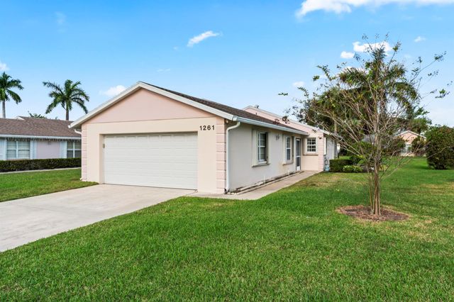 1261 Pine Sage Circle, West Palm Beach, FL 33409