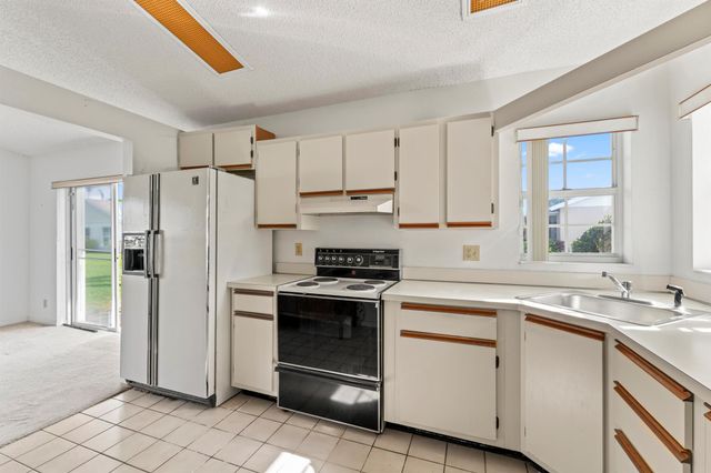 1261 Pine Sage Circle, West Palm Beach, FL 33409