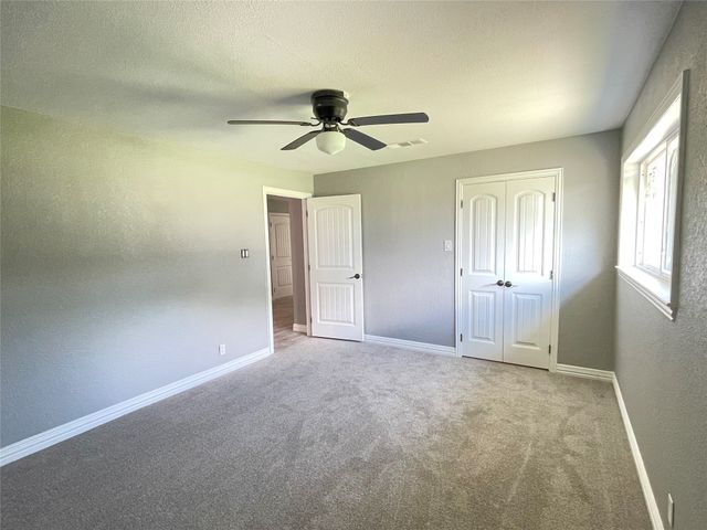 52 Quail Run Road, Sherman, TX 75090