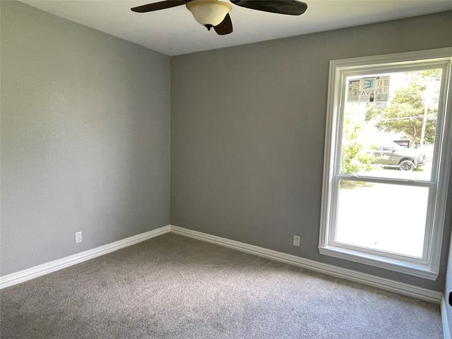 52 Quail Run Road, Sherman, TX 75090