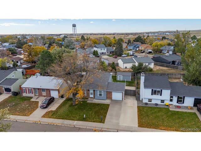 704 Madison Way, Bennett, CO 80102