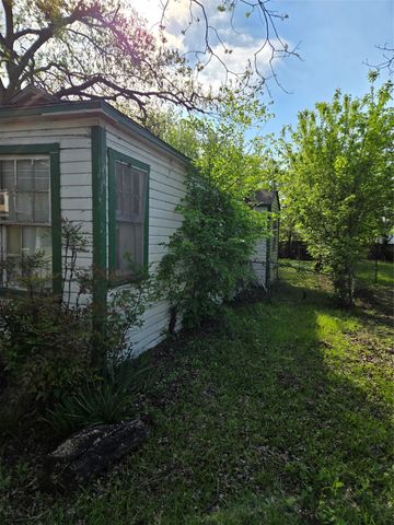 2510 Southland Street, Dallas, TX 75215