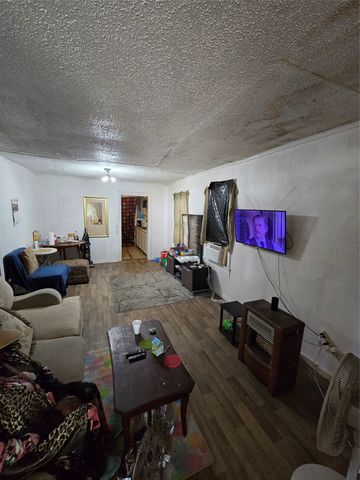 2510 Southland Street, Dallas, TX 75215