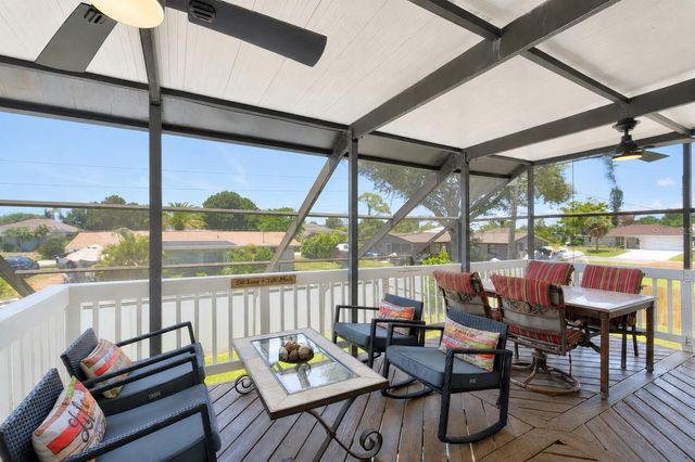 1194 LINDEN ROAD, Venice, FL 34293