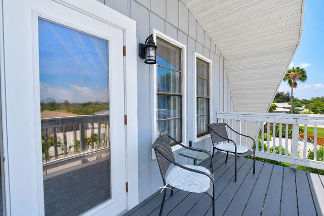 1194 LINDEN ROAD, Venice, FL 34293
