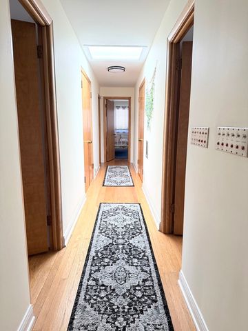 5010 Woodrow Avenue, Mchenry, IL 60051