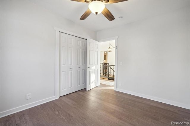 3575 Knollview Avenue, West Bloomfield, MI 48324