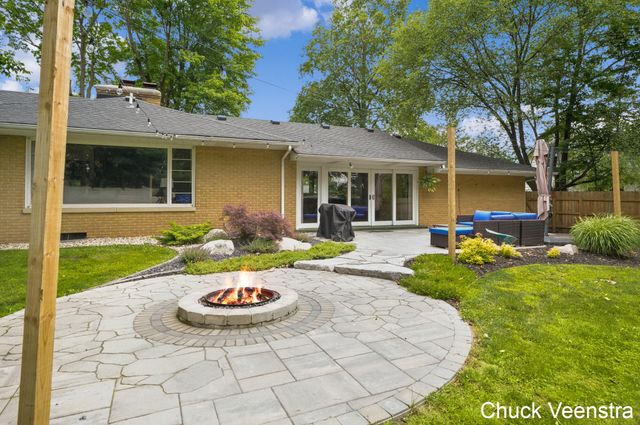 413 Sherman Street, Middleville, MI 49333