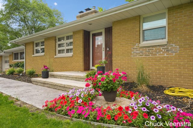 413 Sherman Street, Middleville, MI 49333